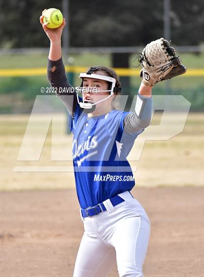 Thumbnail 1 in Davis @ Woodcreek photogallery.