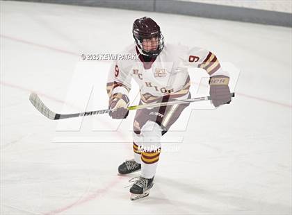 Thumbnail 3 in Pope Francis Prep vs. Boston College High (Sacred Heart Christmas Classic) photogallery.