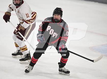 Thumbnail 3 in Pope Francis Prep vs. Boston College High (Sacred Heart Christmas Classic) photogallery.