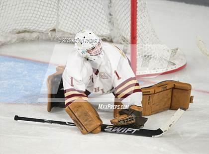 Thumbnail 3 in Pope Francis Prep vs. Boston College High (Sacred Heart Christmas Classic) photogallery.