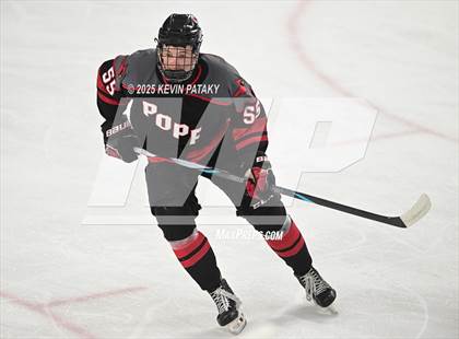 Thumbnail 1 in Pope Francis Prep vs. Boston College High (Sacred Heart Christmas Classic) photogallery.