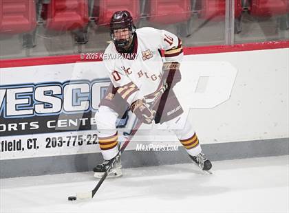 Thumbnail 1 in Pope Francis Prep vs. Boston College High (Sacred Heart Christmas Classic) photogallery.