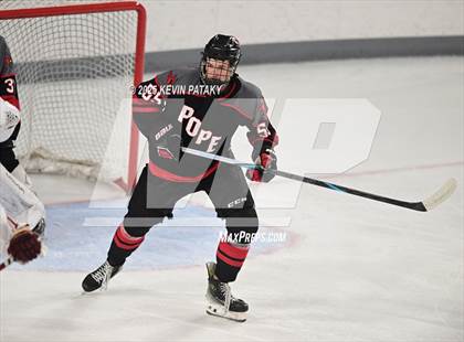 Thumbnail 3 in Pope Francis Prep vs. Boston College High (Sacred Heart Christmas Classic) photogallery.