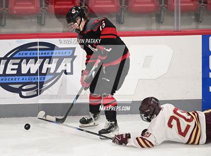 Thumbnail 3 in Pope Francis Prep vs. Boston College High (Sacred Heart Christmas Classic) photogallery.