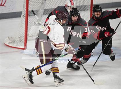 Thumbnail 3 in Pope Francis Prep vs. Boston College High (Sacred Heart Christmas Classic) photogallery.