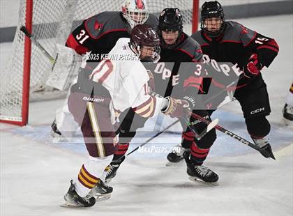 Thumbnail 1 in Pope Francis Prep vs. Boston College High (Sacred Heart Christmas Classic) photogallery.