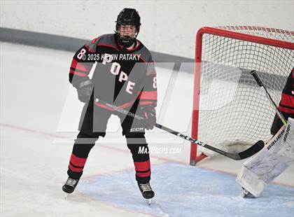 Thumbnail 2 in Pope Francis Prep vs. Boston College High (Sacred Heart Christmas Classic) photogallery.