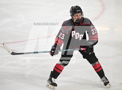 Thumbnail 3 in Pope Francis Prep vs. Boston College High (Sacred Heart Christmas Classic) photogallery.