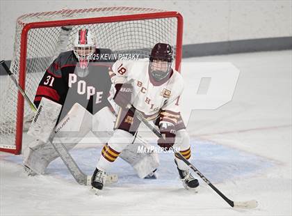 Thumbnail 3 in Pope Francis Prep vs. Boston College High (Sacred Heart Christmas Classic) photogallery.