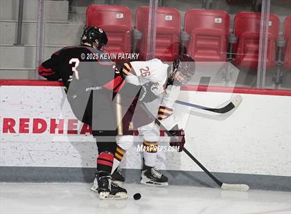 Thumbnail 1 in Pope Francis Prep vs. Boston College High (Sacred Heart Christmas Classic) photogallery.
