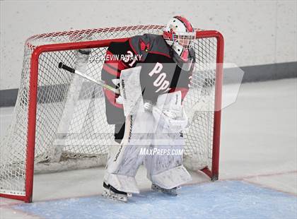 Thumbnail 3 in Pope Francis Prep vs. Boston College High (Sacred Heart Christmas Classic) photogallery.