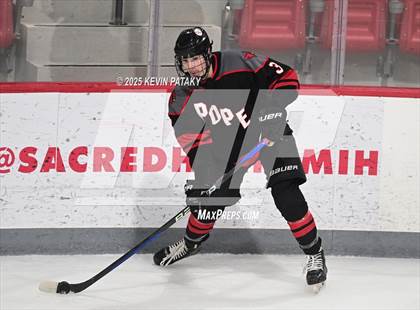 Thumbnail 3 in Pope Francis Prep vs. Boston College High (Sacred Heart Christmas Classic) photogallery.