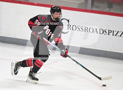 Thumbnail 3 in Pope Francis Prep vs. Boston College High (Sacred Heart Christmas Classic) photogallery.