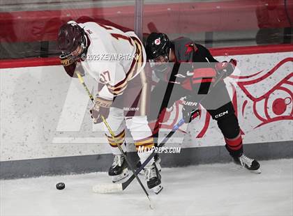 Thumbnail 2 in Pope Francis Prep vs. Boston College High (Sacred Heart Christmas Classic) photogallery.