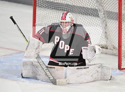 Thumbnail 3 in Pope Francis Prep vs. Boston College High (Sacred Heart Christmas Classic) photogallery.