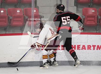 Thumbnail 1 in Pope Francis Prep vs. Boston College High (Sacred Heart Christmas Classic) photogallery.