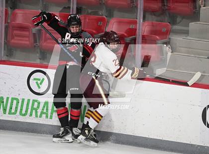 Thumbnail 1 in Pope Francis Prep vs. Boston College High (Sacred Heart Christmas Classic) photogallery.