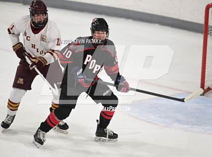 Thumbnail 1 in Pope Francis Prep vs. Boston College High (Sacred Heart Christmas Classic) photogallery.