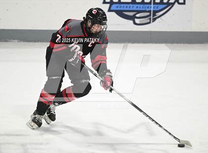 Thumbnail 1 in Pope Francis Prep vs. Boston College High (Sacred Heart Christmas Classic) photogallery.