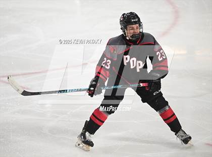 Thumbnail 2 in Pope Francis Prep vs. Boston College High (Sacred Heart Christmas Classic) photogallery.