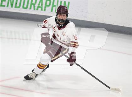 Thumbnail 3 in Pope Francis Prep vs. Boston College High (Sacred Heart Christmas Classic) photogallery.