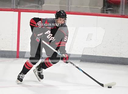 Thumbnail 1 in Pope Francis Prep vs. Boston College High (Sacred Heart Christmas Classic) photogallery.