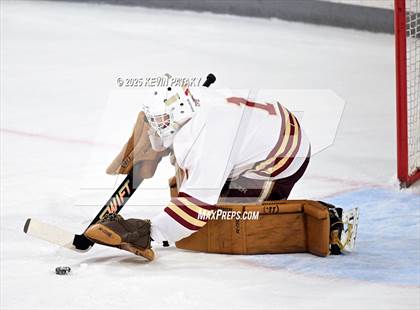 Thumbnail 1 in Pope Francis Prep vs. Boston College High (Sacred Heart Christmas Classic) photogallery.