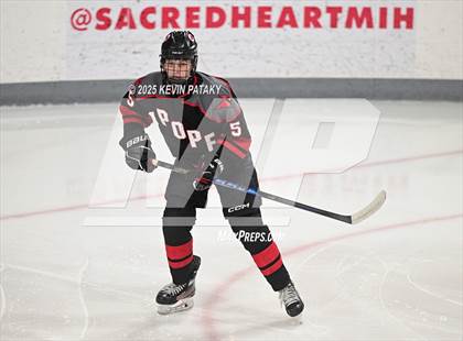 Thumbnail 3 in Pope Francis Prep vs. Boston College High (Sacred Heart Christmas Classic) photogallery.