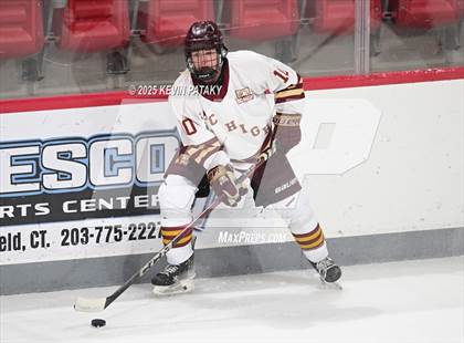 Thumbnail 3 in Pope Francis Prep vs. Boston College High (Sacred Heart Christmas Classic) photogallery.