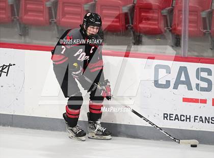 Thumbnail 3 in Pope Francis Prep vs. Boston College High (Sacred Heart Christmas Classic) photogallery.