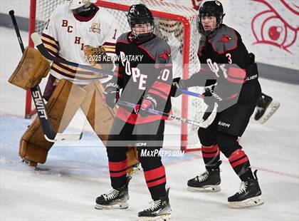 Thumbnail 2 in Pope Francis Prep vs. Boston College High (Sacred Heart Christmas Classic) photogallery.