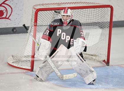Thumbnail 3 in Pope Francis Prep vs. Boston College High (Sacred Heart Christmas Classic) photogallery.