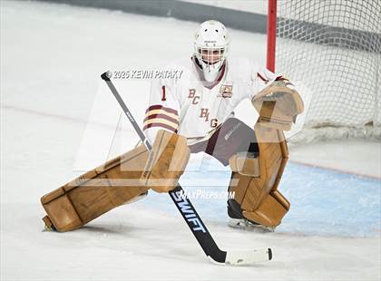 Thumbnail 3 in Pope Francis Prep vs. Boston College High (Sacred Heart Christmas Classic) photogallery.
