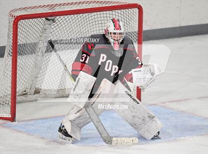 Thumbnail 1 in Pope Francis Prep vs. Boston College High (Sacred Heart Christmas Classic) photogallery.