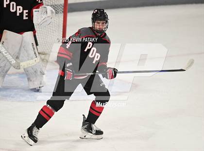 Thumbnail 3 in Pope Francis Prep vs. Boston College High (Sacred Heart Christmas Classic) photogallery.