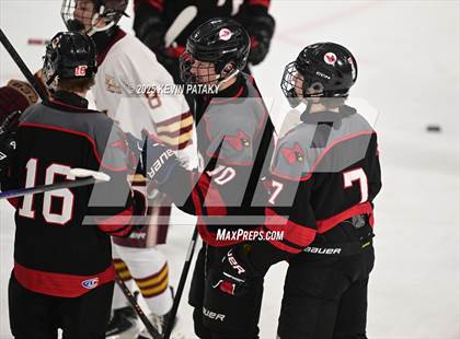 Thumbnail 1 in Pope Francis Prep vs. Boston College High (Sacred Heart Christmas Classic) photogallery.