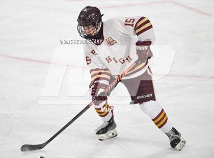 Thumbnail 1 in Pope Francis Prep vs. Boston College High (Sacred Heart Christmas Classic) photogallery.