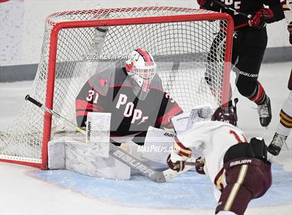 Thumbnail 1 in Pope Francis Prep vs. Boston College High (Sacred Heart Christmas Classic) photogallery.