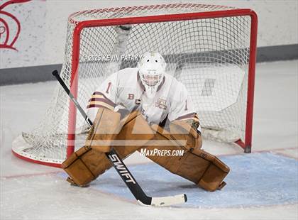 Thumbnail 2 in Pope Francis Prep vs. Boston College High (Sacred Heart Christmas Classic) photogallery.
