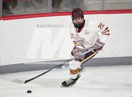 Thumbnail 3 in Pope Francis Prep vs. Boston College High (Sacred Heart Christmas Classic) photogallery.