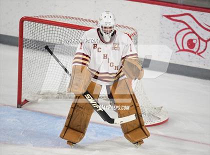 Thumbnail 3 in Pope Francis Prep vs. Boston College High (Sacred Heart Christmas Classic) photogallery.