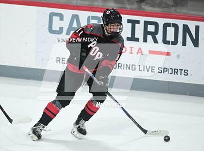 Thumbnail 3 in Pope Francis Prep vs. Boston College High (Sacred Heart Christmas Classic) photogallery.