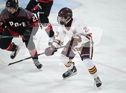 Thumbnail 1 in Pope Francis Prep vs. Boston College High (Sacred Heart Christmas Classic) photogallery.