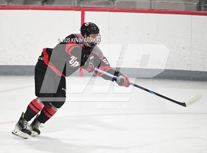 Thumbnail 2 in Pope Francis Prep vs. Boston College High (Sacred Heart Christmas Classic) photogallery.