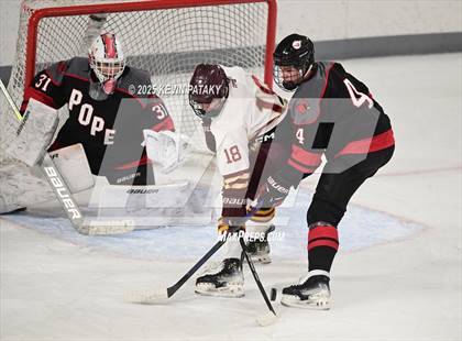 Thumbnail 2 in Pope Francis Prep vs. Boston College High (Sacred Heart Christmas Classic) photogallery.