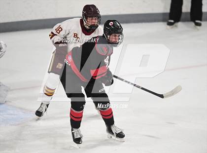 Thumbnail 2 in Pope Francis Prep vs. Boston College High (Sacred Heart Christmas Classic) photogallery.