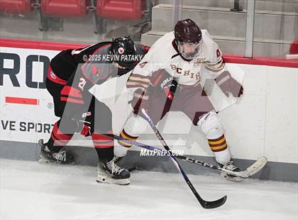 Thumbnail 2 in Pope Francis Prep vs. Boston College High (Sacred Heart Christmas Classic) photogallery.