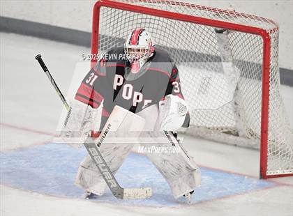 Thumbnail 2 in Pope Francis Prep vs. Boston College High (Sacred Heart Christmas Classic) photogallery.