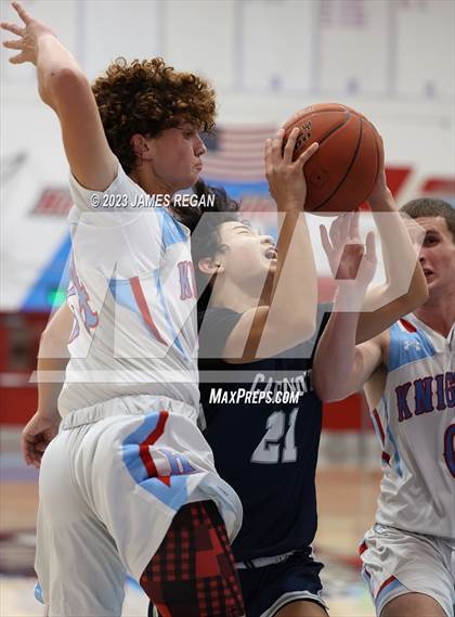 Thumbnail 1 in Carlmont @ Hillsdale photogallery.