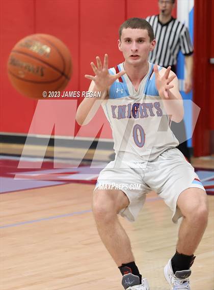 Thumbnail 1 in Carlmont @ Hillsdale photogallery.